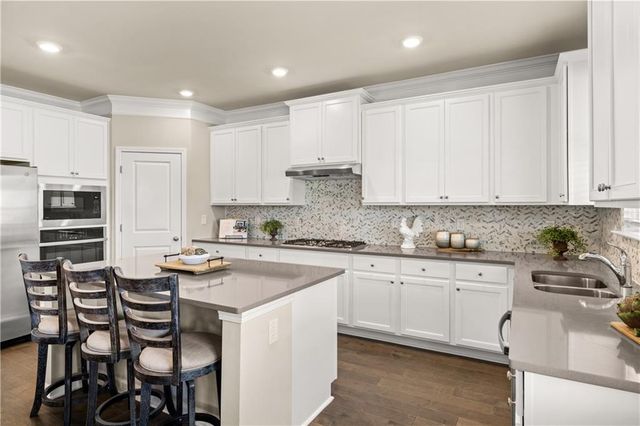 8855 McKaskey Lane, Ball Ground, GA 30107