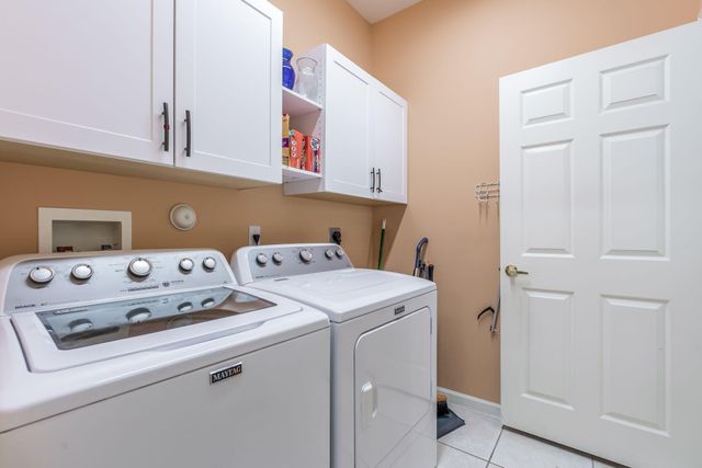 7180 Cataluna Circle, Delray Beach, FL 33446