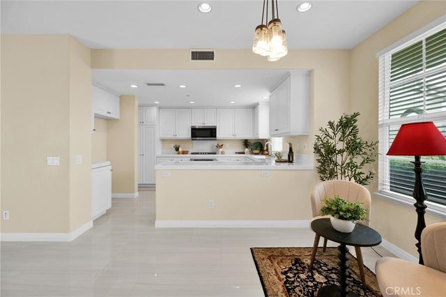56 Glenalmond, Ladera Ranch, CA 92694