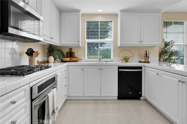 56 Glenalmond, Ladera Ranch, CA 92694