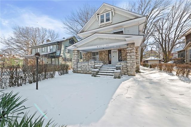 2951 Victor Street, Kansas City, MO 64128