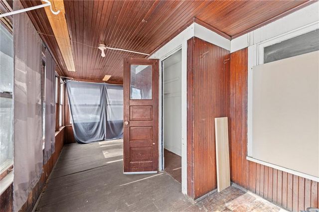 2951 Victor Street, Kansas City, MO 64128