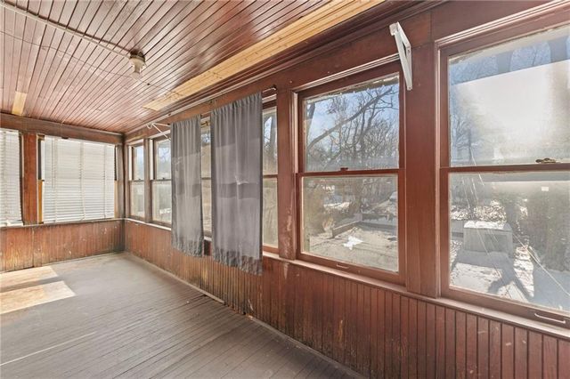 2951 Victor Street, Kansas City, MO 64128