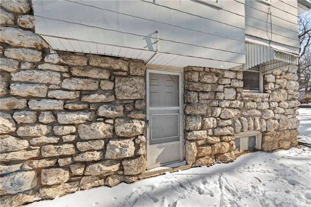 2951 Victor Street, Kansas City, MO 64128