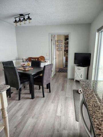 4758 W PONKAN ROAD, Apopka, FL 32712