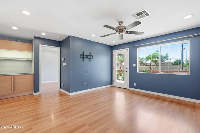 1850 E MARYLAND Avenue 3, Phoenix, AZ 85016
