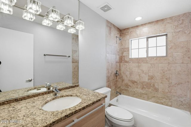 1850 E MARYLAND Avenue 3, Phoenix, AZ 85016