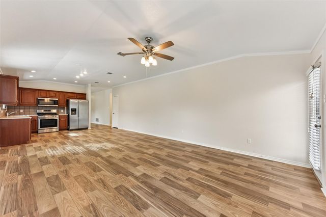 745 Covent DR, Kyle, TX 78640