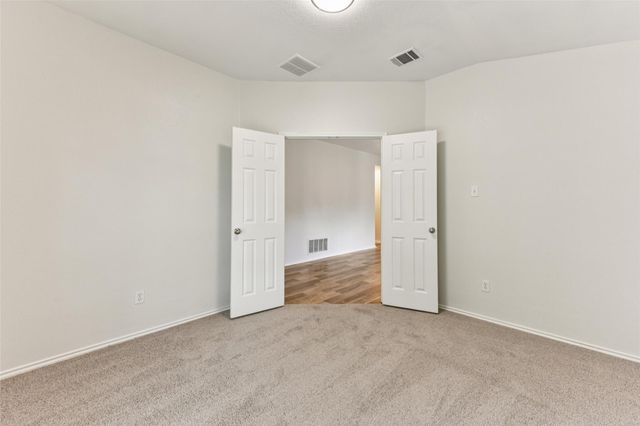 745 Covent DR, Kyle, TX 78640