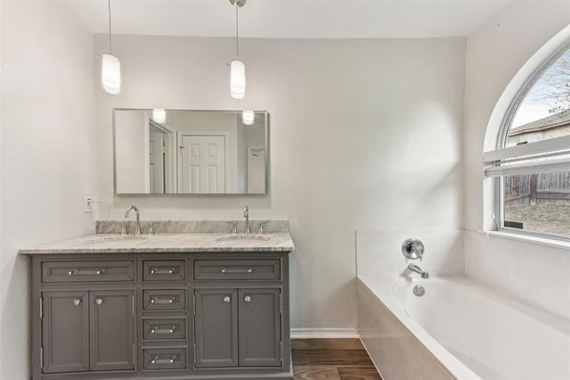 745 Covent DR, Kyle, TX 78640