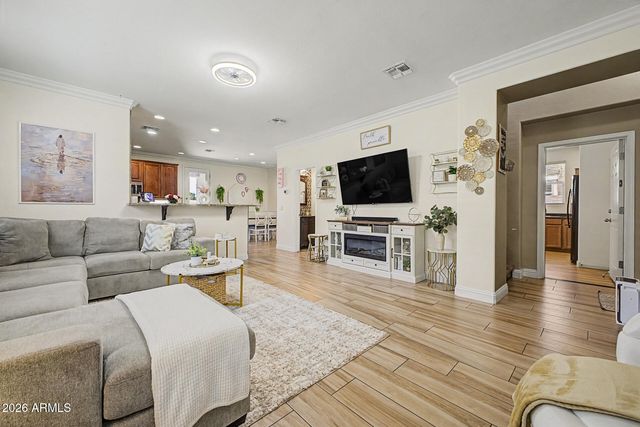 7406 E OLLA Avenue, Mesa, AZ 85212