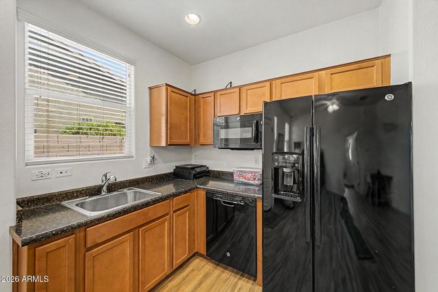 7406 E OLLA Avenue, Mesa, AZ 85212
