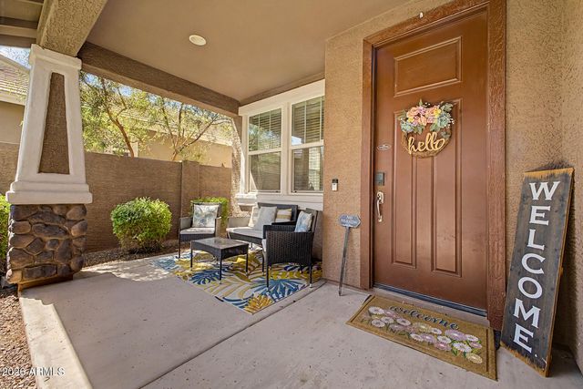7406 E OLLA Avenue, Mesa, AZ 85212