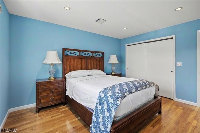 376 Kenwood St 9, Englewood City, NJ 07631