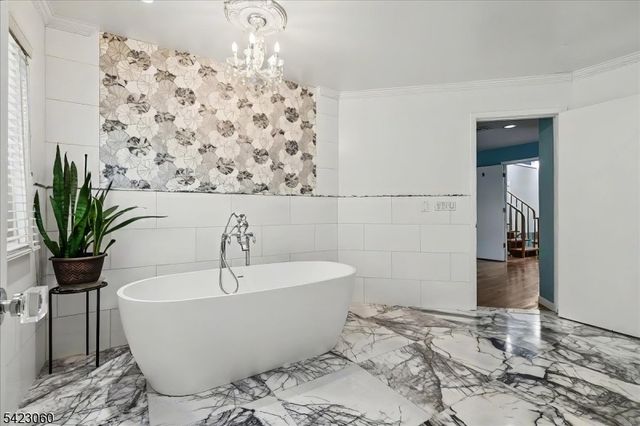 376 Kenwood St 9, Englewood City, NJ 07631