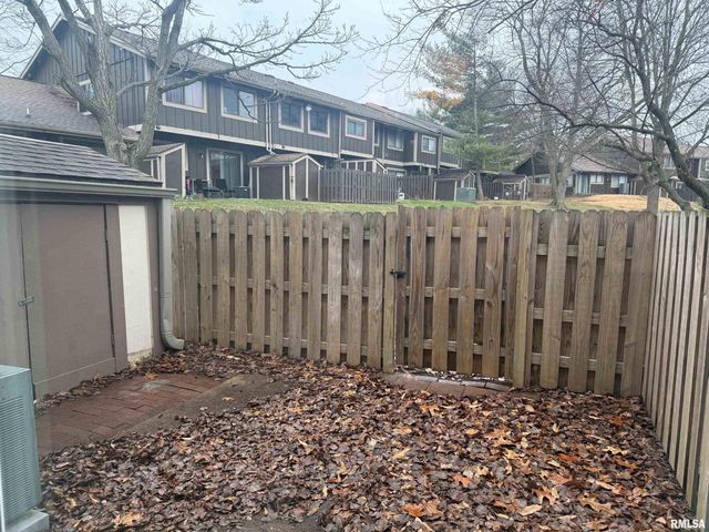 20 Trailridge Lane, Springfield, IL 62704