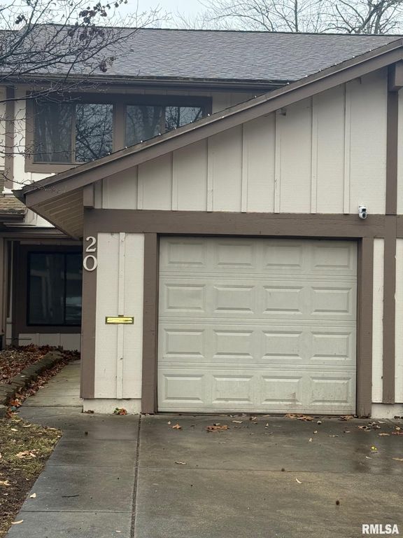 20 Trailridge Lane, Springfield, IL 62704