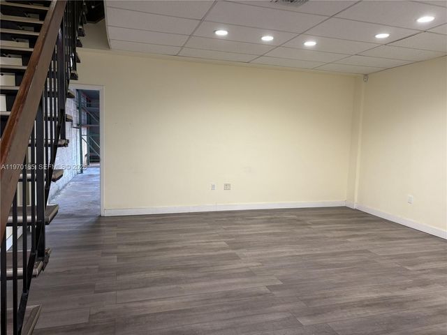 7311 NW 12th St 25, Miami, FL 33126