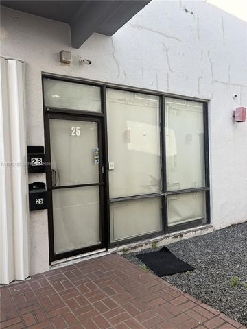 7311 NW 12th St 25, Miami, FL 33126