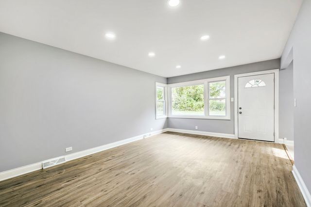 590 W 16th Street, Chicago Heights, IL 60411