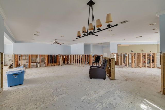 219 MIRAMAR BOULEVARD NE, St Petersburg, FL 33704