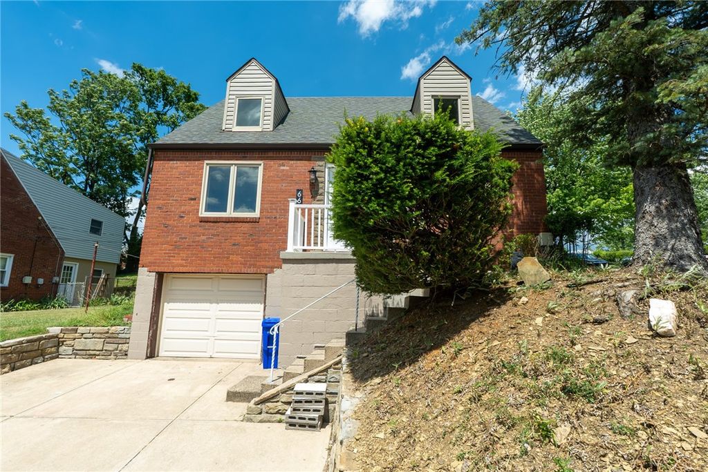 66 School, Green Tree, PA 15220