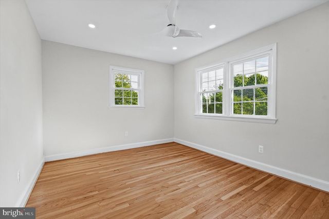 2214 COMMONWEALTH AVE, Alexandria, VA 22301