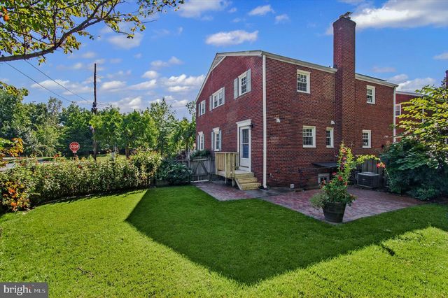 2214 COMMONWEALTH AVE, Alexandria, VA 22301