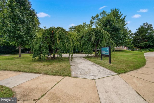 2214 COMMONWEALTH AVE, Alexandria, VA 22301
