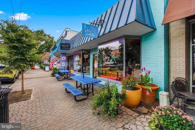 2214 COMMONWEALTH AVE, Alexandria, VA 22301