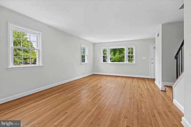 2214 COMMONWEALTH AVE, Alexandria, VA 22301