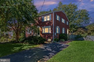 2214 COMMONWEALTH AVE, Alexandria, VA 22301