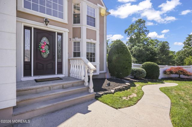 7 Boyd Road, Hazlet, NJ 07730