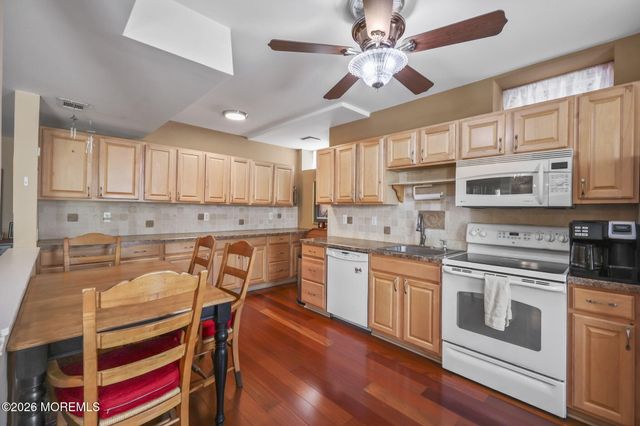 7 Boyd Road, Hazlet, NJ 07730