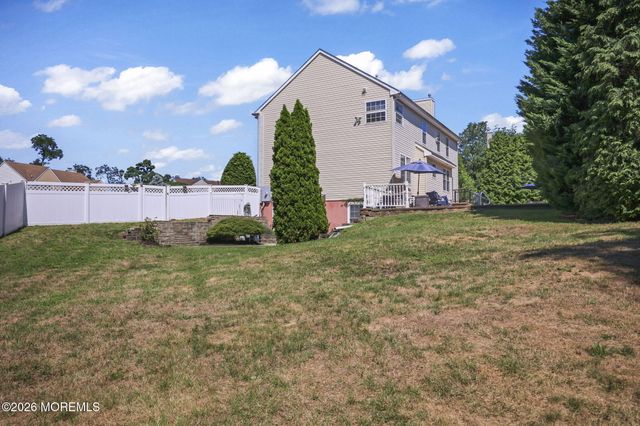 7 Boyd Road, Hazlet, NJ 07730