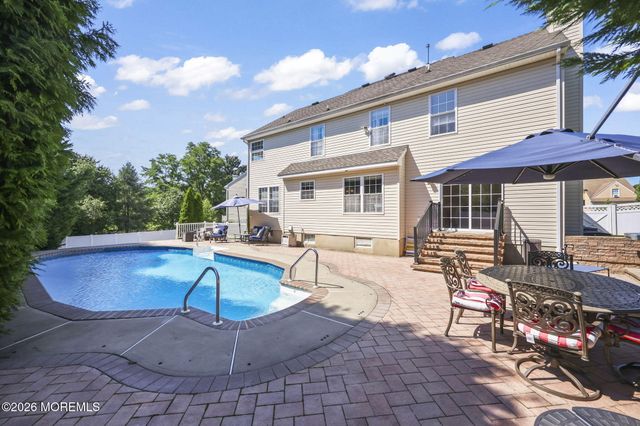 7 Boyd Road, Hazlet, NJ 07730