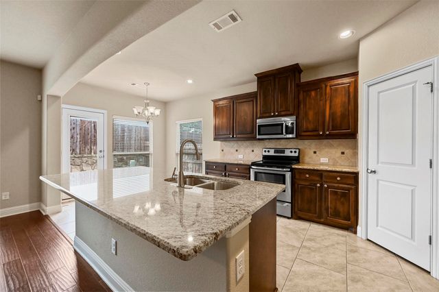 1506 Cowtown Drive, Mansfield, TX 76063