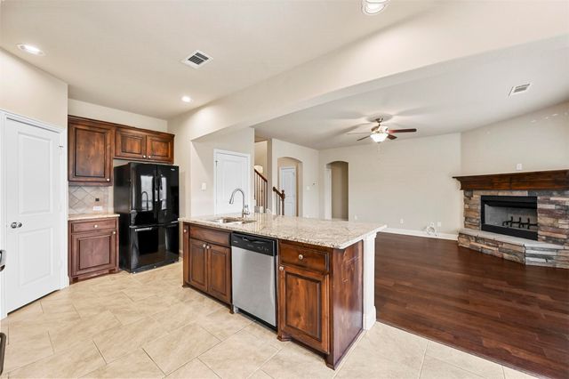 1506 Cowtown Drive, Mansfield, TX 76063