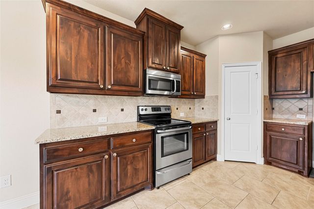 1506 Cowtown Drive, Mansfield, TX 76063