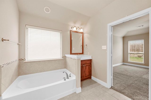 1506 Cowtown Drive, Mansfield, TX 76063