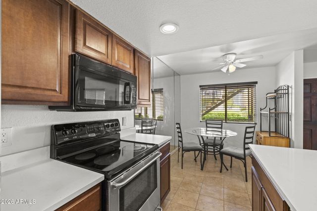 2228 E CAMPBELL Avenue 114, Phoenix, AZ 85016