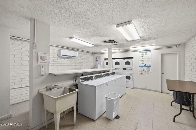 2228 E CAMPBELL Avenue 114, Phoenix, AZ 85016