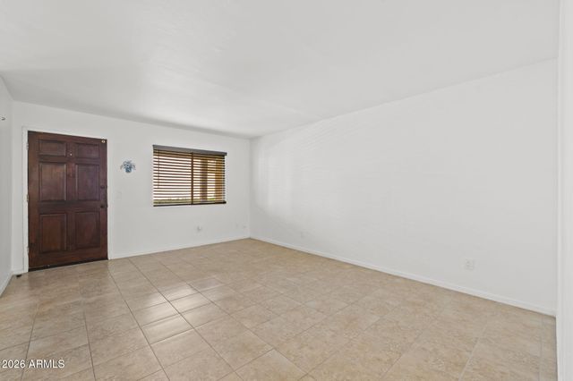 2228 E CAMPBELL Avenue 114, Phoenix, AZ 85016