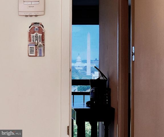 1200 N NASH ST #515, Arlington, VA 22209