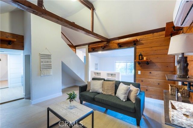 757 N Village Lane, Crestline, CA 92325