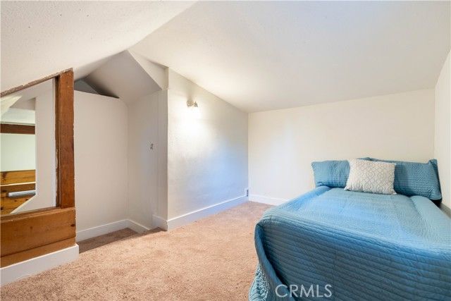 757 N Village Lane, Crestline, CA 92325