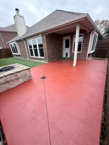 10620 DONNIS Drive, Fort Worth, TX 76244