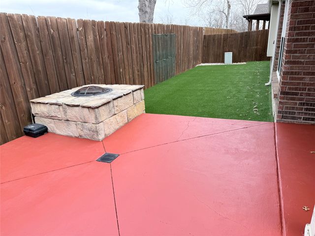 10620 DONNIS Drive, Fort Worth, TX 76244