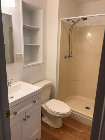 1111 Lawnview Avenue, Newark, OH 43055