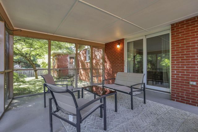 1111 Lawnview Avenue, Newark, OH 43055